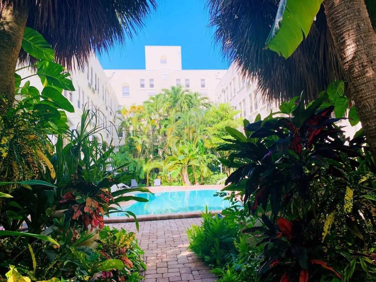 Palm Beach Island Condominiums Exterior foto